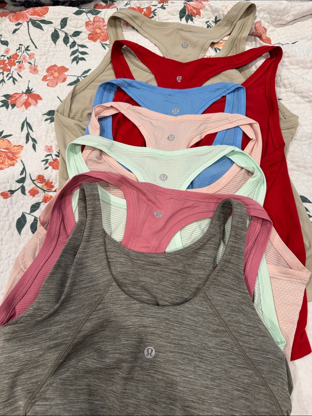 Lululemon Women’s Swiftly Tank Top Waist Length and one Align Crop top Lot of 7